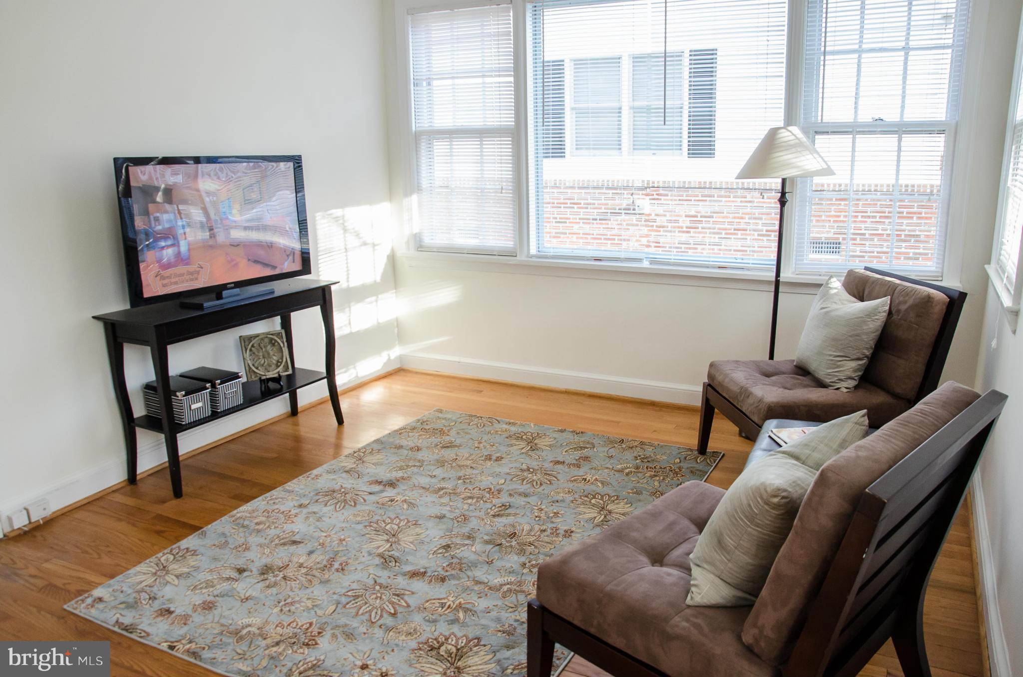10435 Edgewood Avenue Silver Spring, MD 20901 - Photo 17 of 30 Family Room
