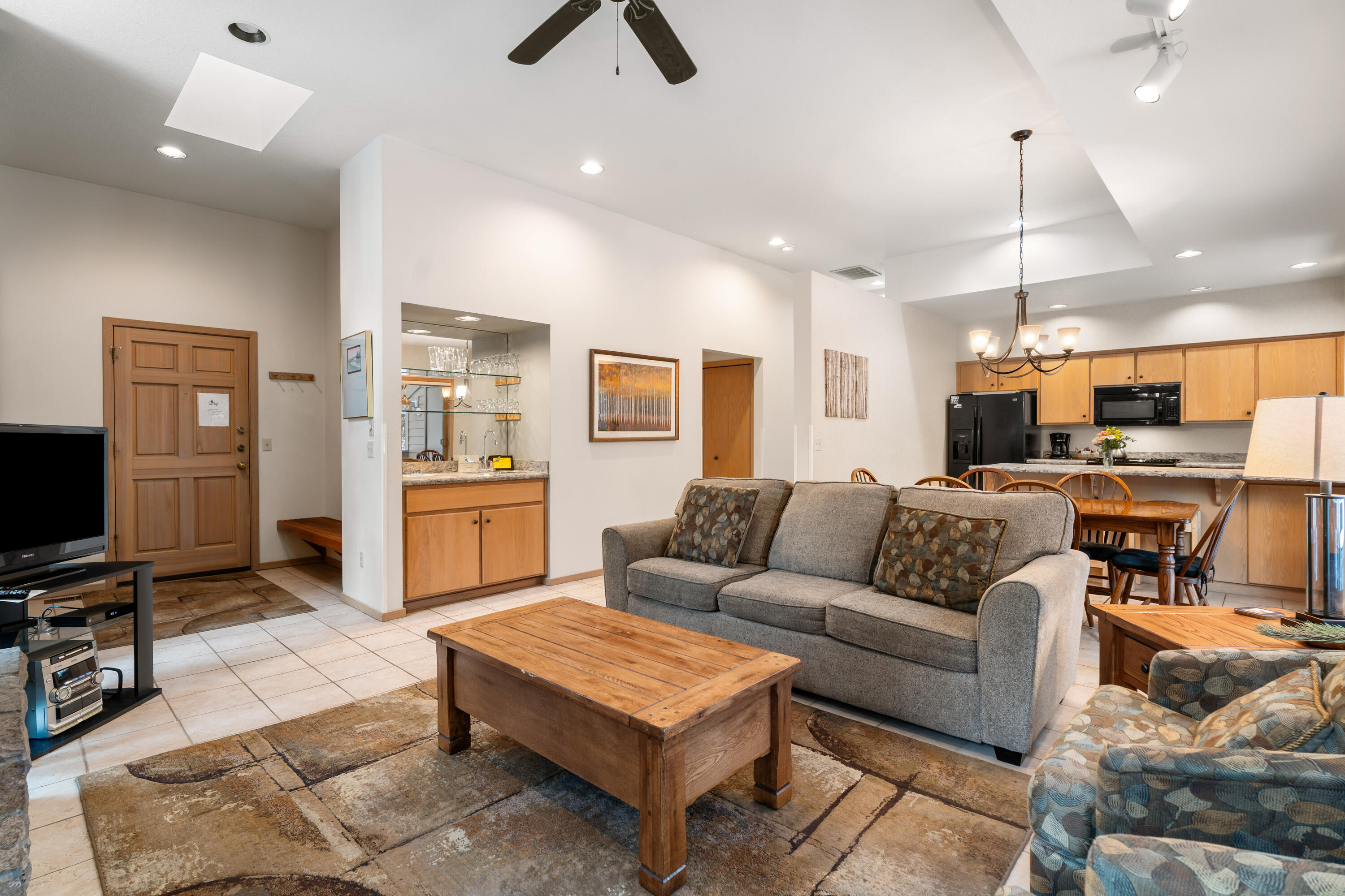 57327 Beaver Ridge Loop, Unit 6 Sunriver, OR 97707 - Photo 11 of 26