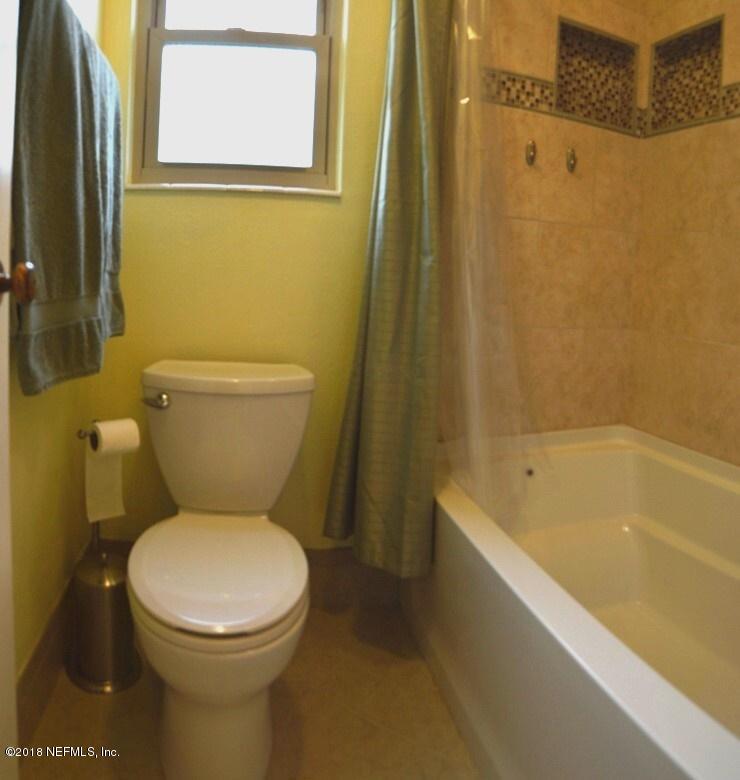 3534 Lawrence Road Orange Park, FL 32073 - Photo 27 of 36 Hall Bath