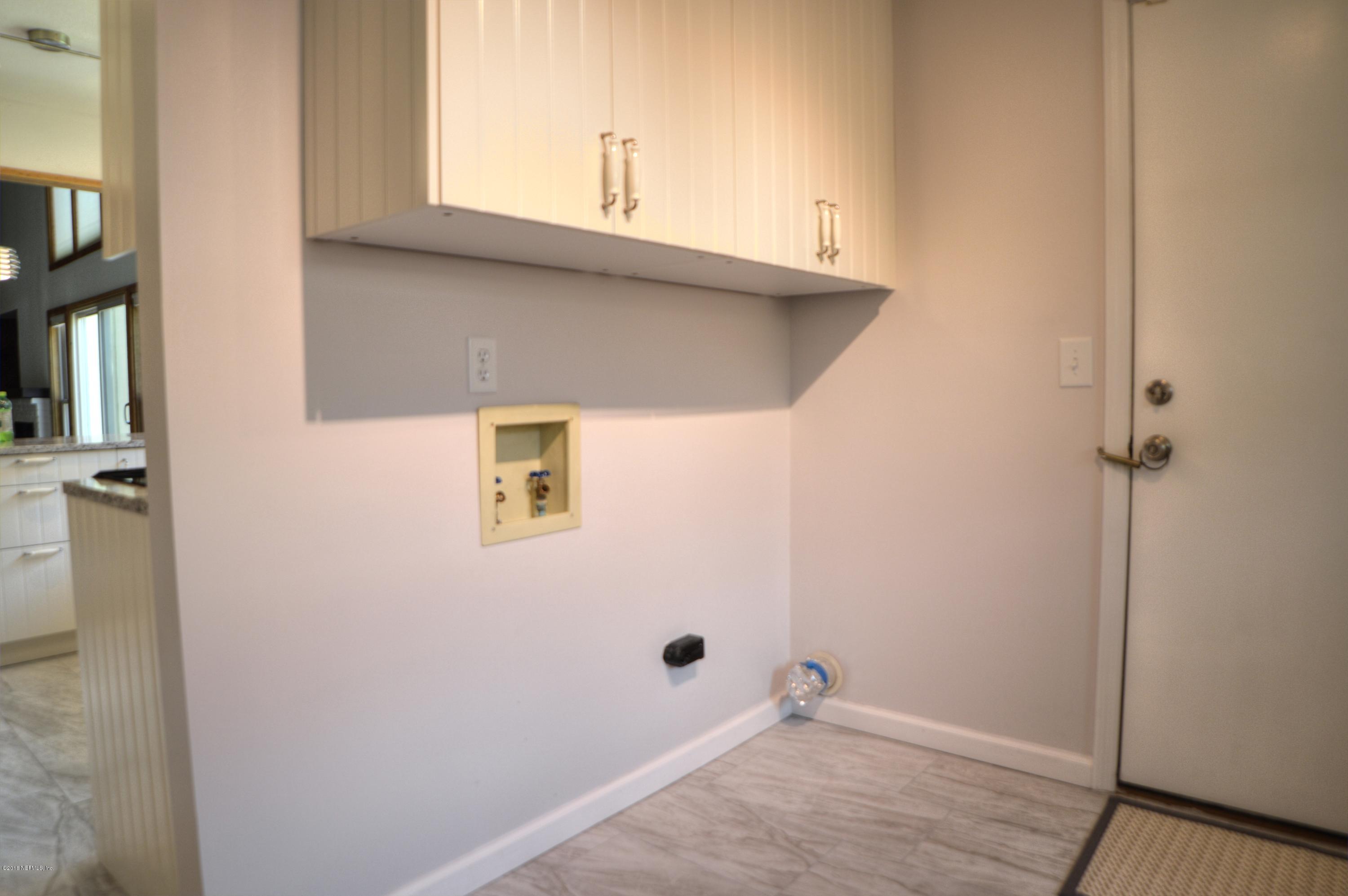 3534 Lawrence Road Orange Park, FL 32073 - Photo 29 of 36 Laundry