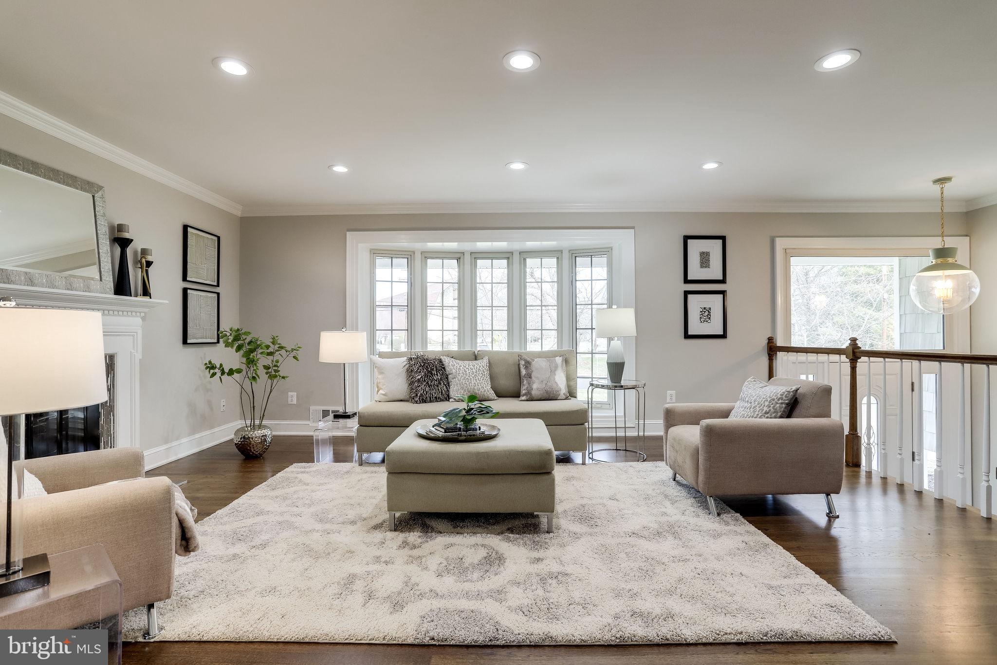 1229 Falster Road Alexandria, VA 22308 - Photo 22 of 74 Gas fireplace, gorgeous hardwoods