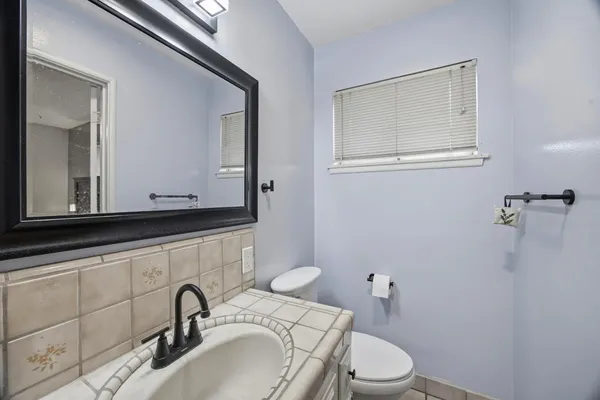 $357,900 | 741 West Holland Avenue, Clovis, CA 93612