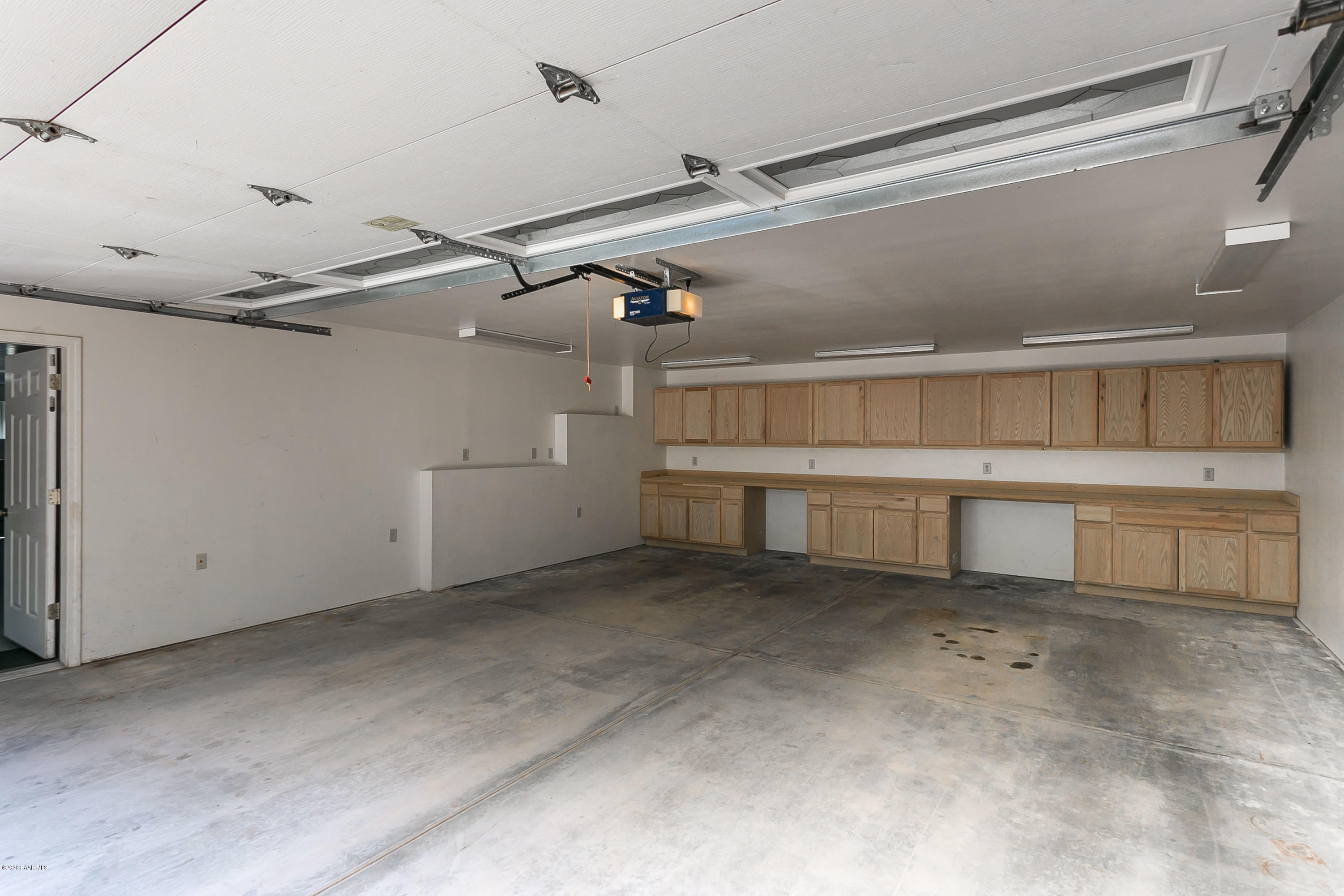 3565 East Sheldon Road Prescott, AZ 86303 - Photo 19 of 24 Garage