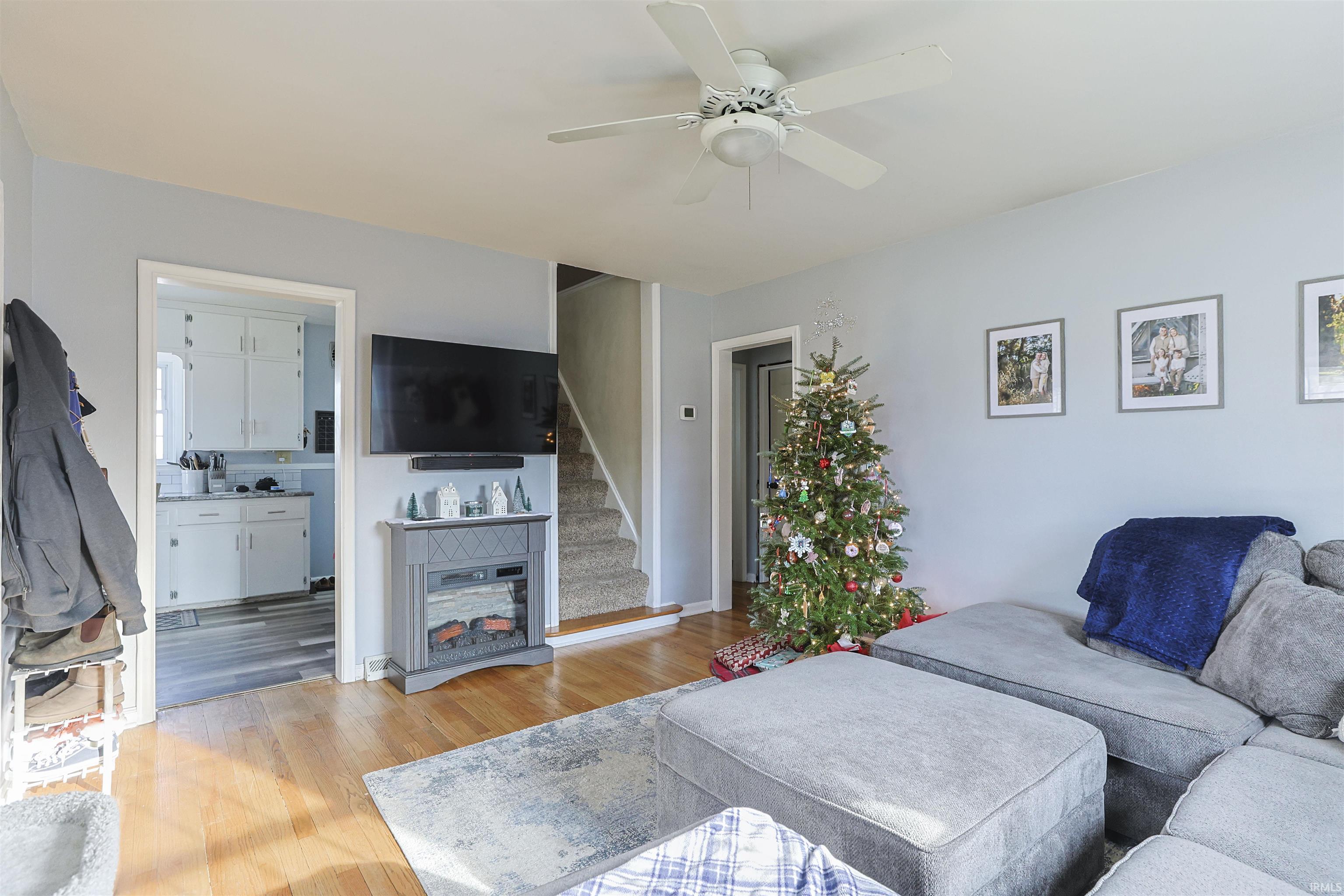 54296 Maple Lane South Bend, IN 46635 - Photo 4 of 36