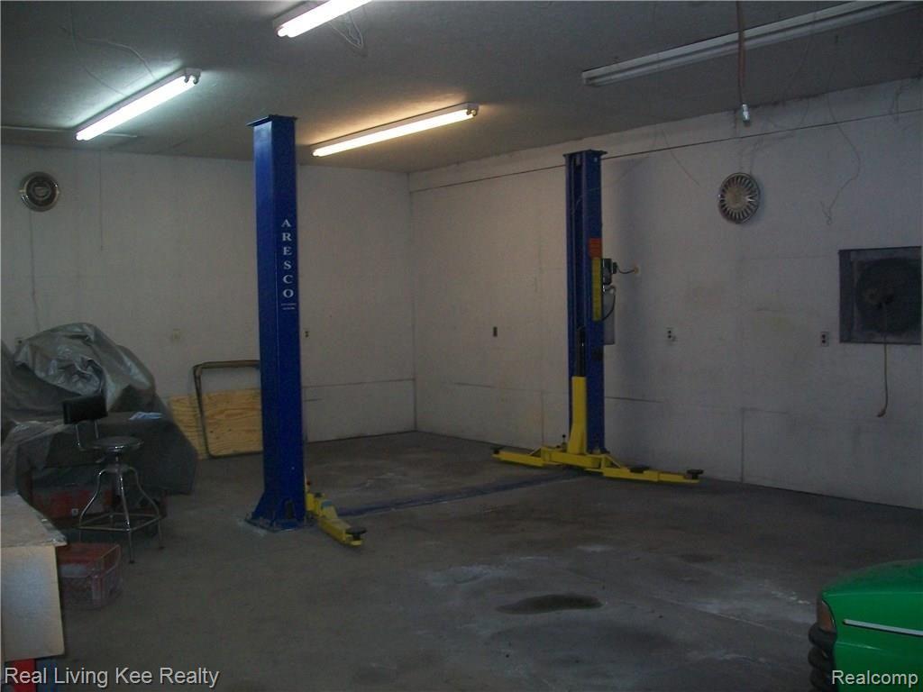 6558 Holland Road Algonac, MI 48001 - Photo 10 of 33 100_0919.JPG