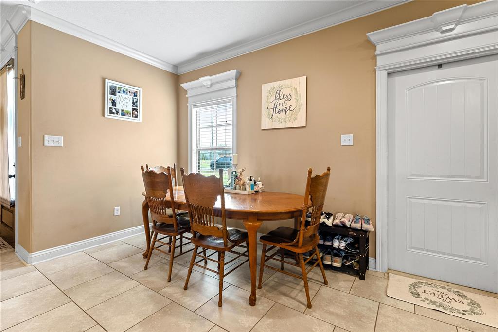 104 Maple Street Iowa, LA 70647 - Photo 6 of 24