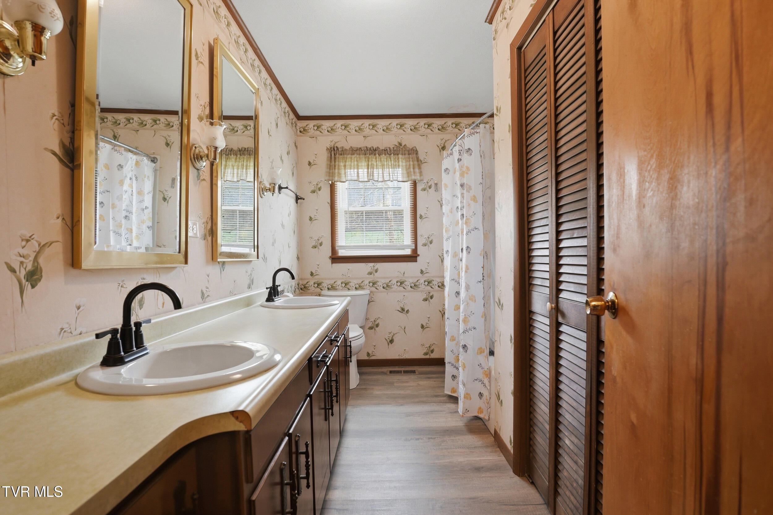 802 Stanley Valley Road Rogersville, TN 37857 - Photo 11 of 31 11_802 stanley valley rd-24