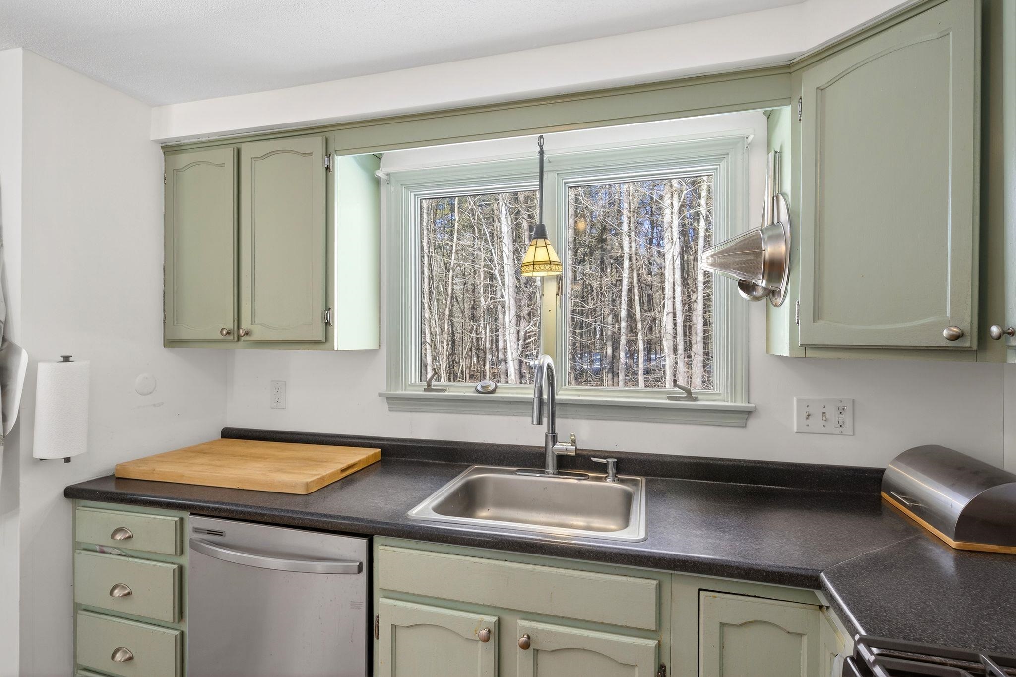 9 Pine Meadows Drive Exeter, NH 03833 - Photo 14 of 27