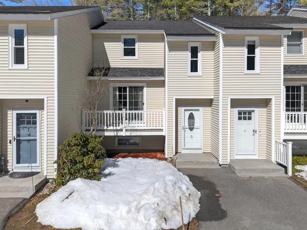 $3,500 | 9 Pine Meadows Drive, Exeter, NH 03833