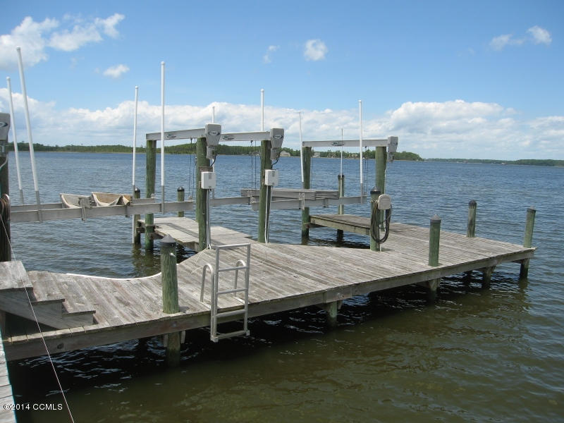 130 Thurman Road Beaufort, NC 28516 - Photo 28 of 49 Dock with Lifts