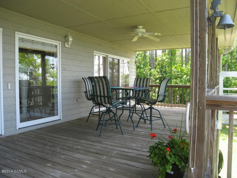 130 Thurman Road Beaufort, NC 28516 - Photo 8 of 49 Porch