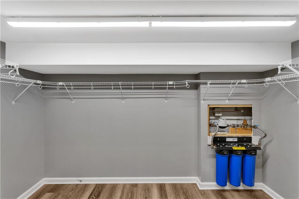 138 Sunset Lane Aliquippa, PA 15001 - Photo 21 of 31 a close view of closet