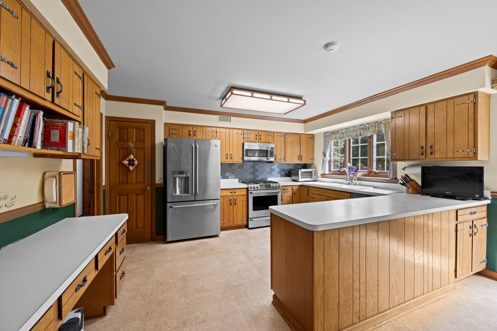 4211 Ridgeland Lane Northbrook, IL 60062 - Photo 16 of 36