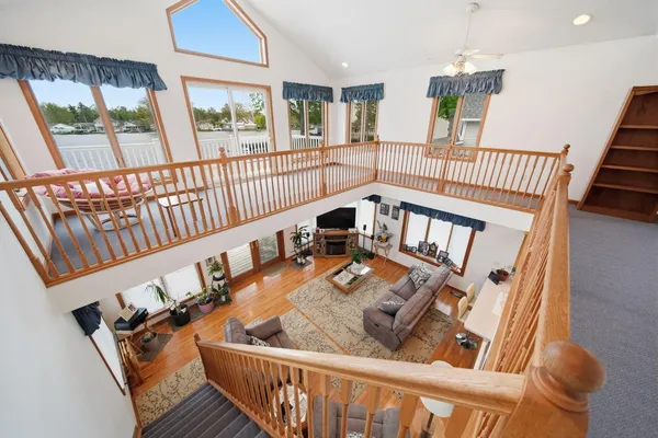 $599,000 | 217 North Lakeside Drive, Michigan Center, MI 49254