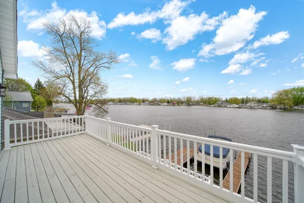 $599,000 | 217 North Lakeside Drive, Michigan Center, MI 49254