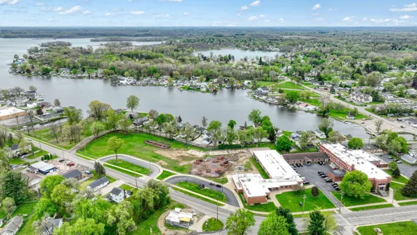 $599,000 | 217 North Lakeside Drive, Michigan Center, MI 49254