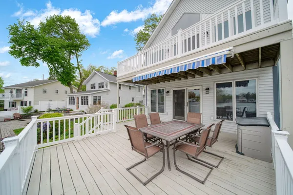 $599,000 | 217 North Lakeside Drive, Michigan Center, MI 49254