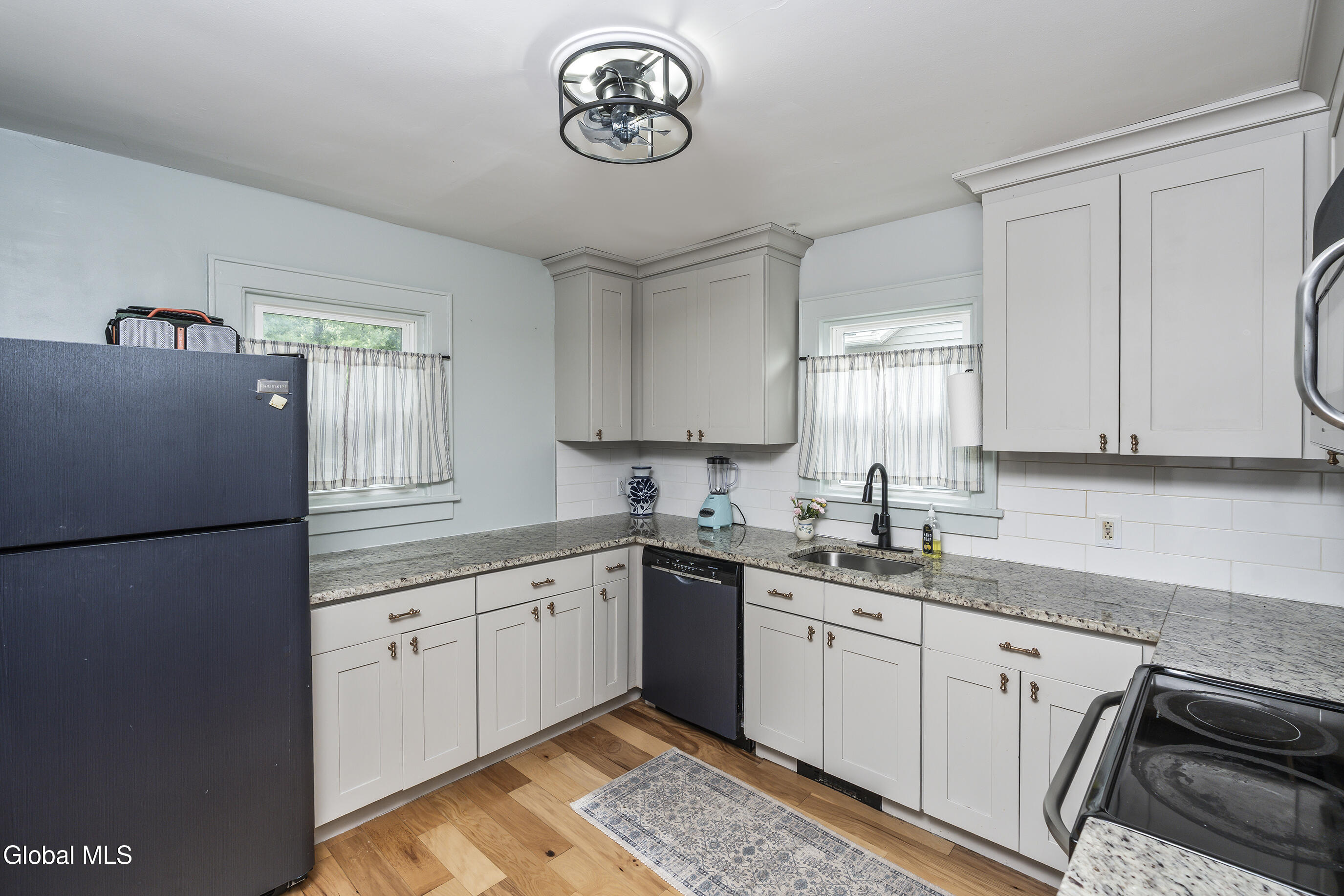 4 Albright Place Bethlehem, NY 12054 - Photo 15 of 37 015-4-Albright-Pl