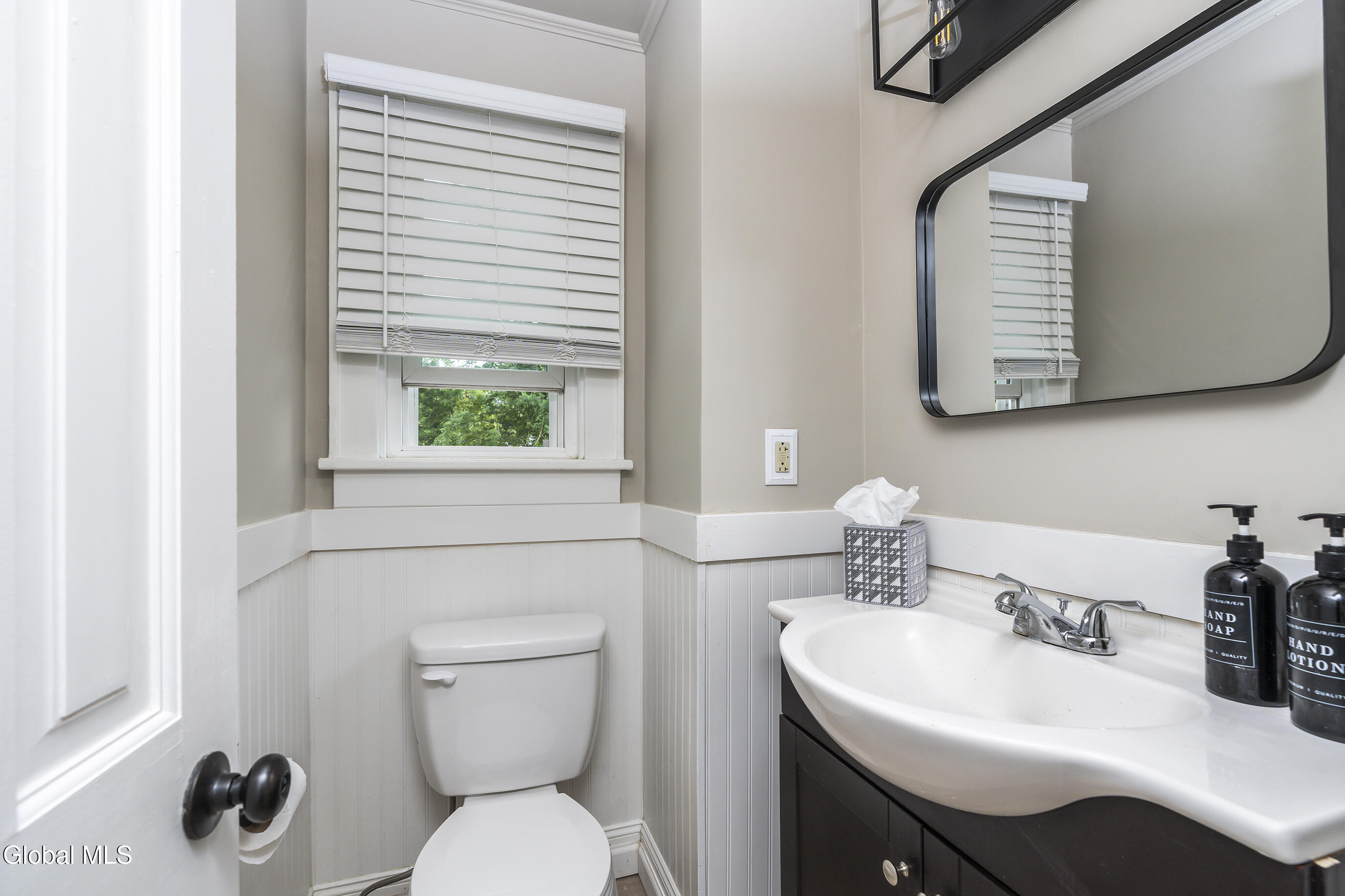 4 Albright Place Bethlehem, NY 12054 - Photo 19 of 37 019-4-Albright-Pl