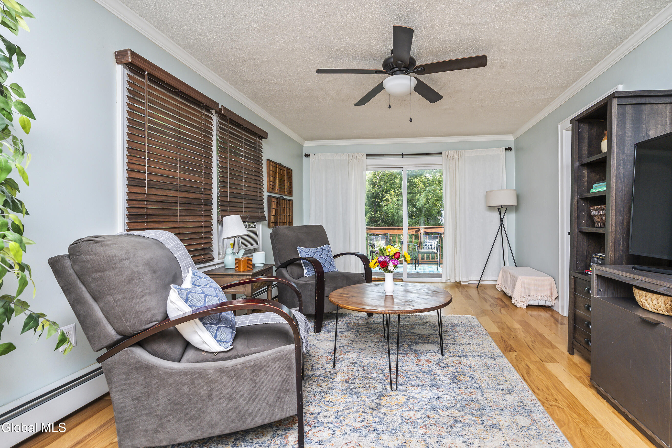 4 Albright Place Bethlehem, NY 12054 - Photo 8 of 37 008-4-Albright-Pl