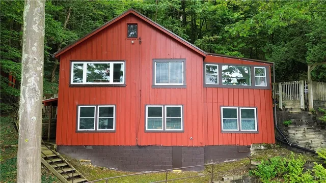 $1,397,000 | 18 Fire Ln 5, Jordan, NY 13080
