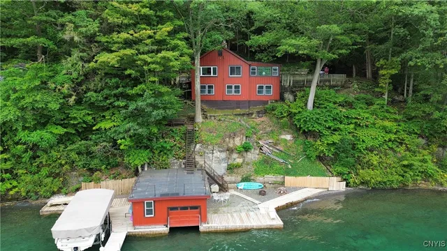 $1,397,000 | 18 Fire Ln 5, Jordan, NY 13080