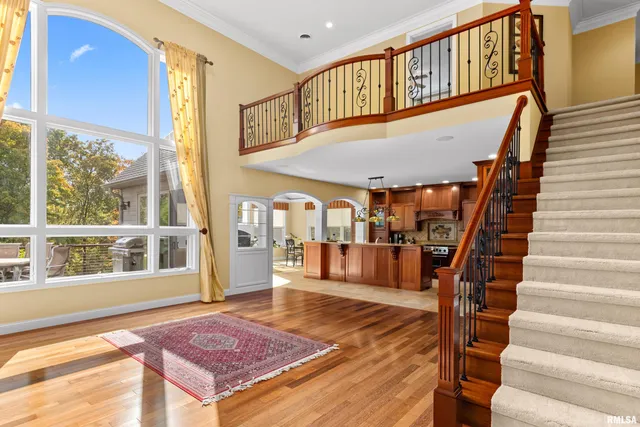 $865,000 | 215 Surrey Lane, East Peoria, IL 61611