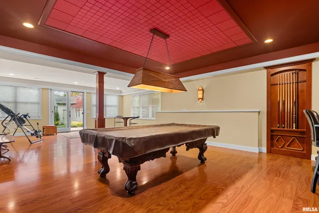 $865,000 | 215 Surrey Lane, East Peoria, IL 61611