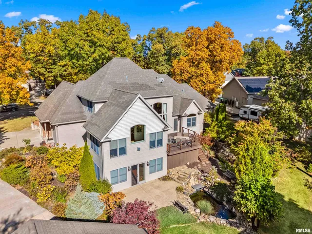 $865,000 | 215 Surrey Lane, East Peoria, IL 61611