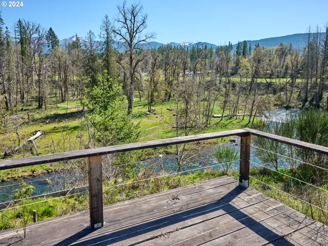 $179,900 | 231 Dogwood Drive, Gates, OR 97346