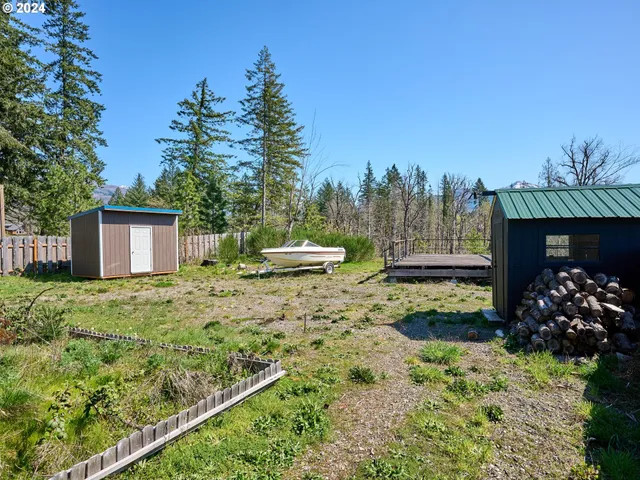 $179,900 | 231 Dogwood Drive, Gates, OR 97346