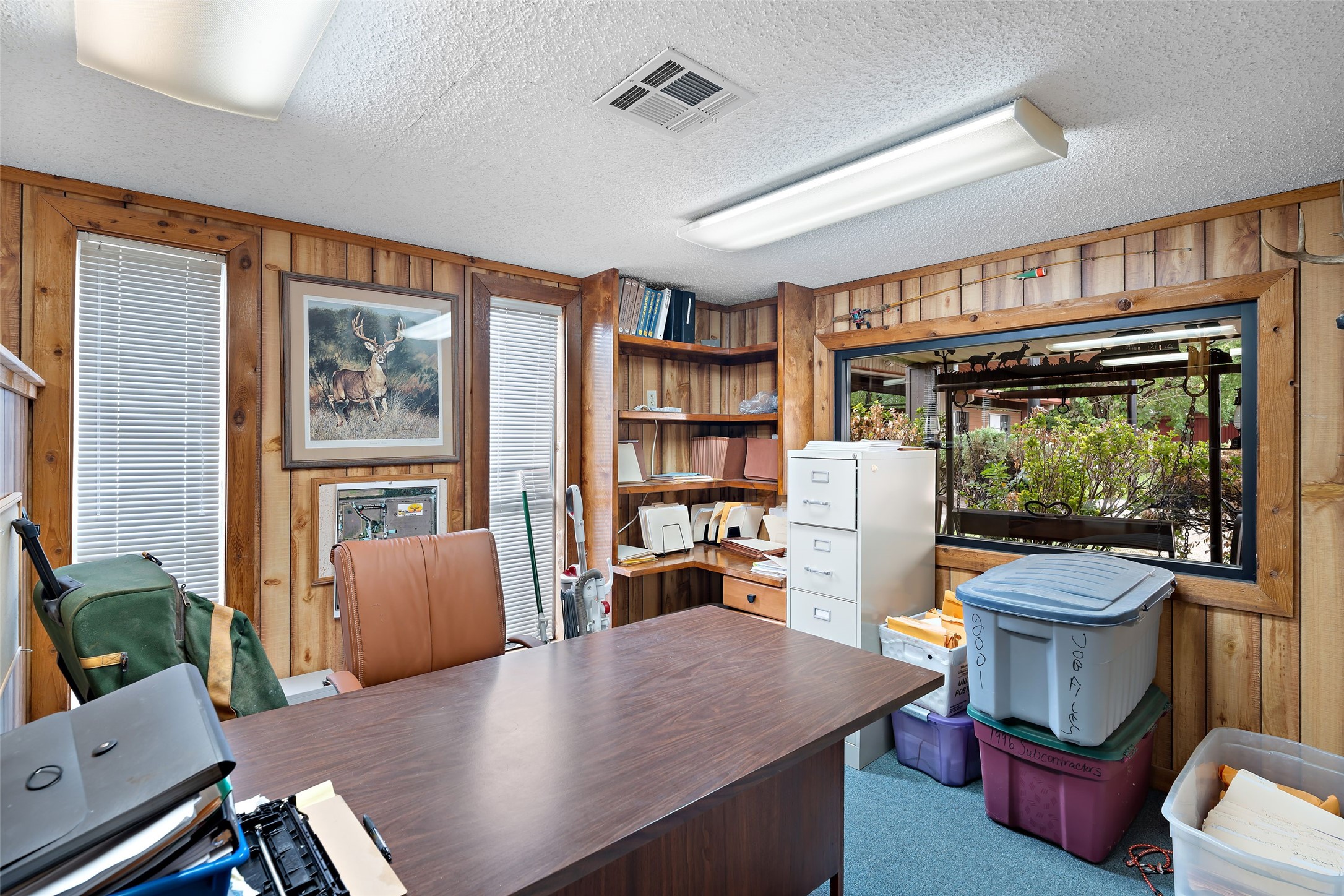 7438 Wright Road Houston, TX 77041 - Photo 40 of 50 One of the offices in the main building.