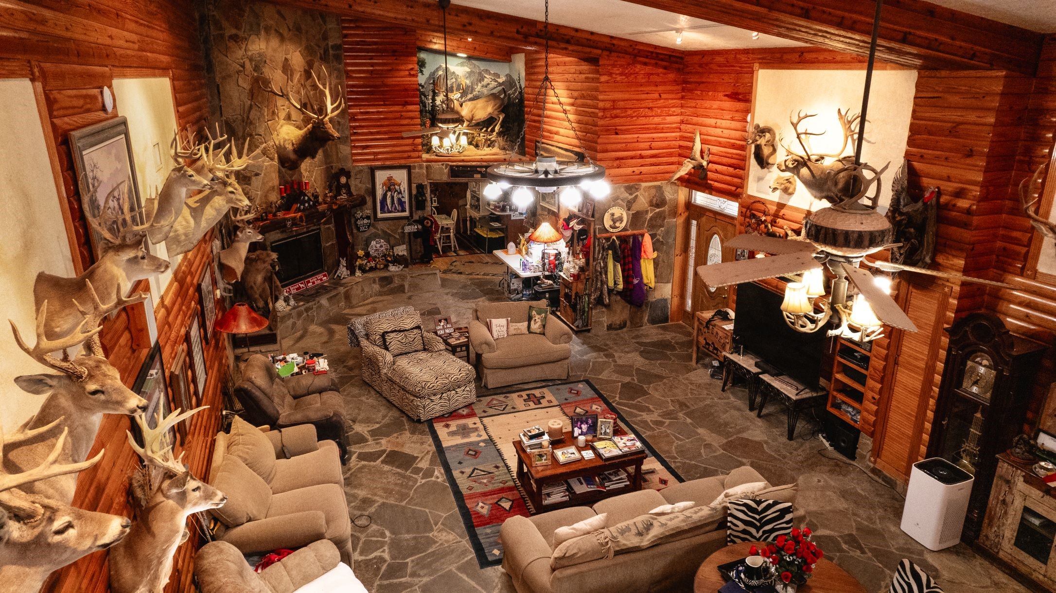 7438 Wright Road Houston, TX 77041 - Photo 6 of 50 The great room of the house with windows over looking the back of the property.