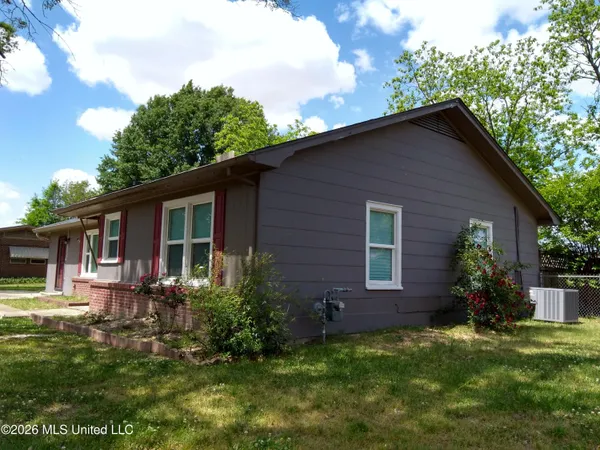 $127,500 | 414 Highland Drive, Indianola, MS 38751