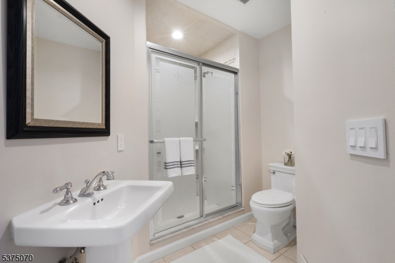 26 West Main Street Mendham, NJ 07945 - Photo 15 of 31