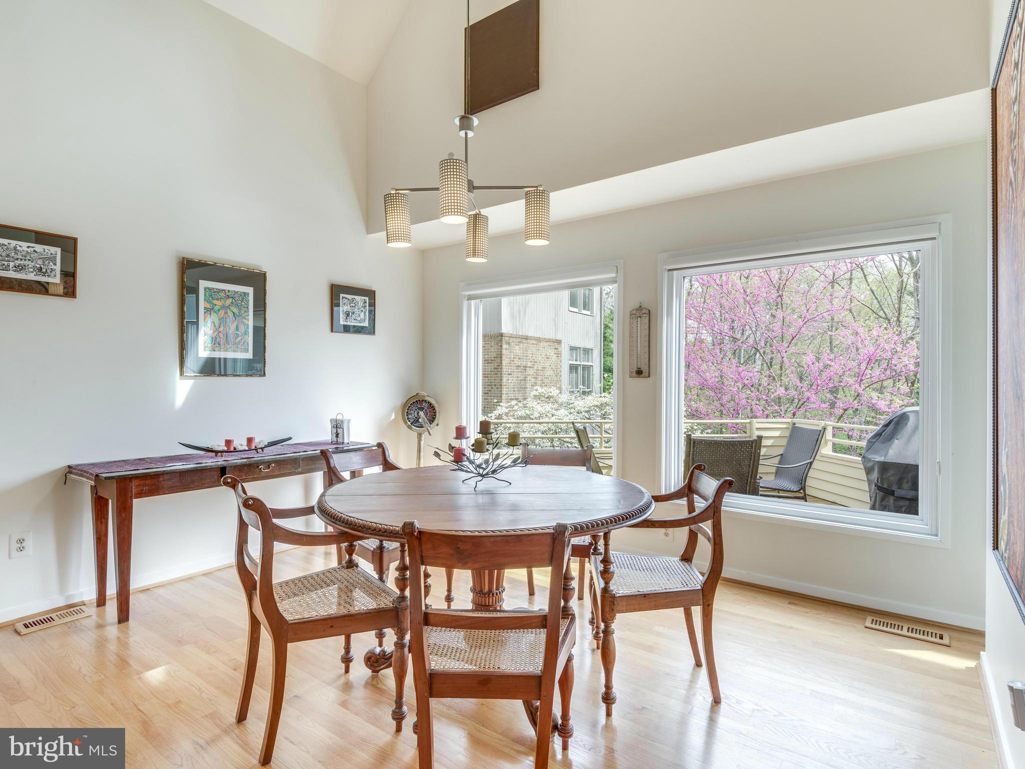 2039 Beacon Place Reston, VA 20191 - Photo 13 of 28 Dining Room