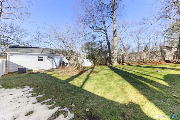 $485,000 | 41 Skyline Drive, Brookfield, CT 06804