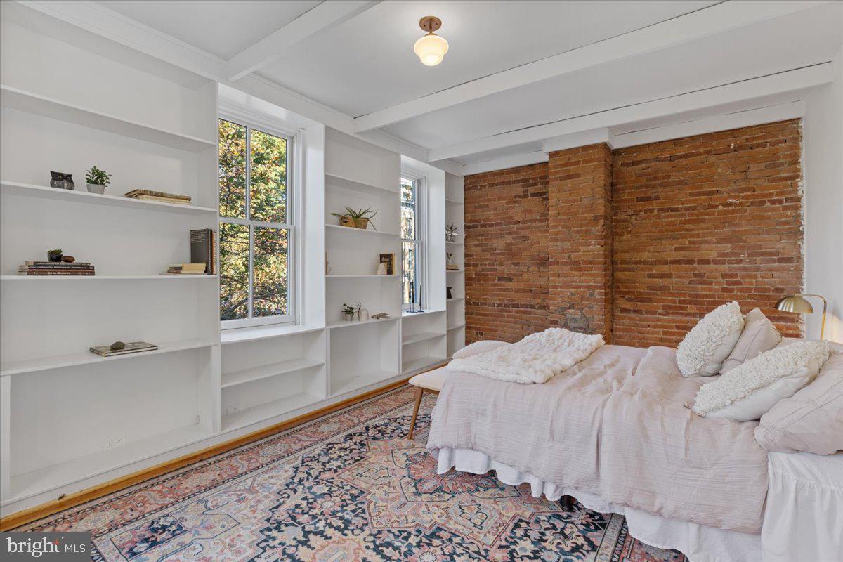 333 7th Street Northeast Washington, DC 20002 - Photo 13 of 24