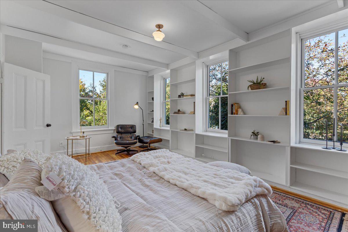 333 7th Street Northeast Washington, DC 20002 - Photo 14 of 24