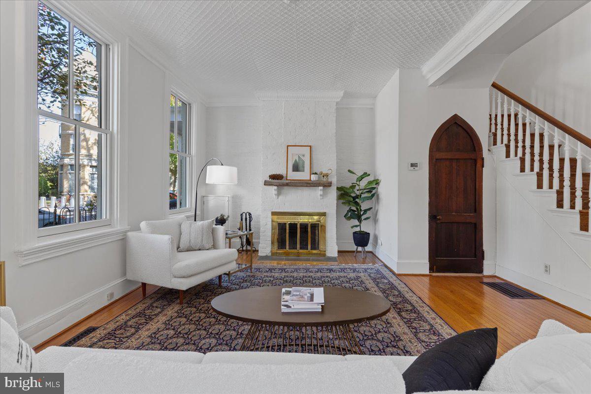 333 7th Street Northeast Washington, DC 20002 - Photo 4 of 24