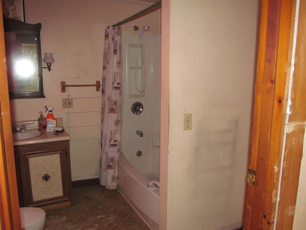 122 State Street Rutland, VT 05701 - Photo 7 of 33