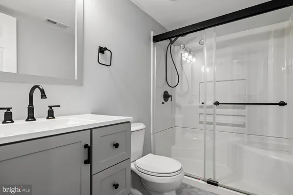 $2,200 | 26 Knoll Drive, Blackwood, NJ 08012