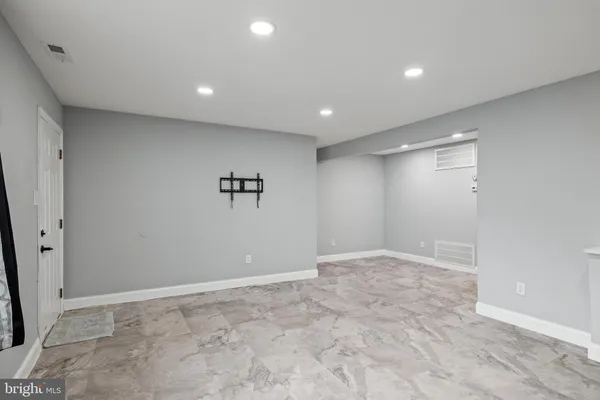 $2,200 | 26 Knoll Drive, Blackwood, NJ 08012