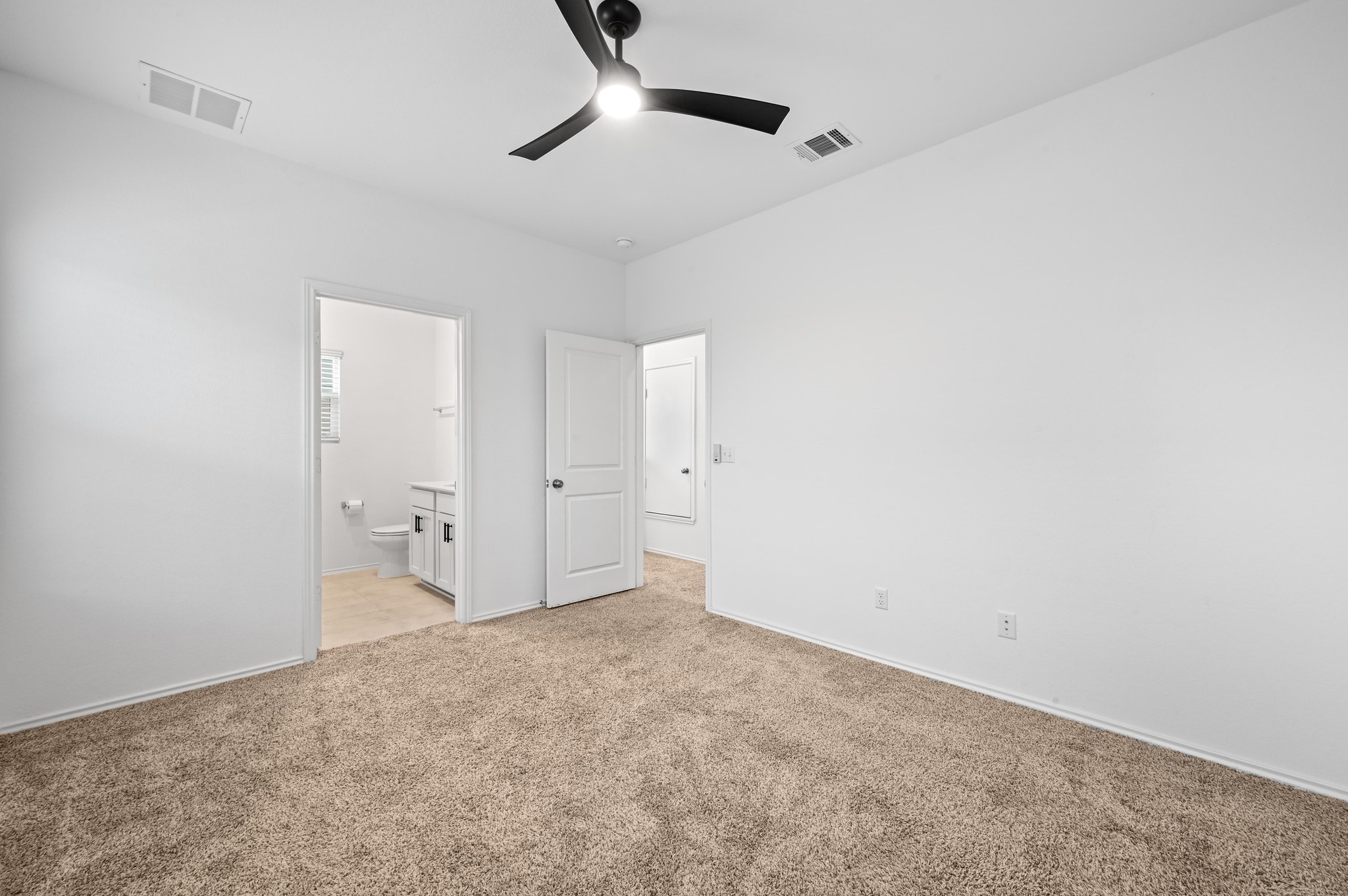 167 Rioja, Unit MAIN HOUSE) Kyle, TX 78640 - Photo 17 of 26