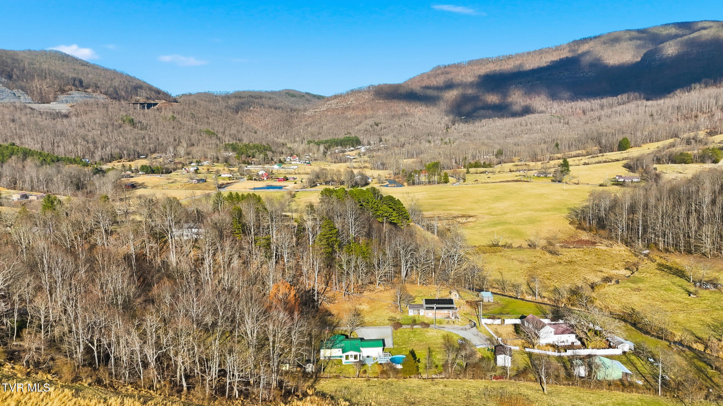 3311 Rebecca Road Big Stone Gap, VA 24219 - Photo 38 of 41 39_3311 rebecca rd-04