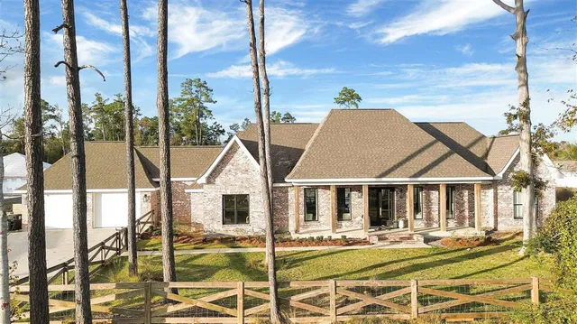 $565,000 | 1216 Rainbow Lane, Lake Charles, LA 70611