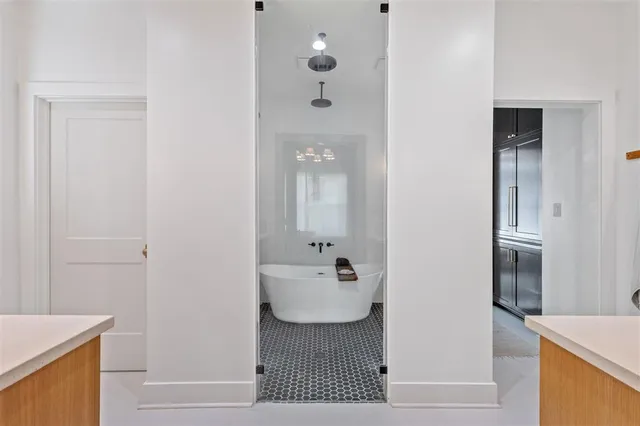 $565,000 | 1216 Rainbow Lane, Lake Charles, LA 70611