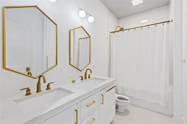 $565,000 | 1216 Rainbow Lane, Lake Charles, LA 70611