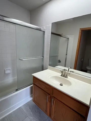 $3,100 | 2505 Palazzo Drive, Buffalo Grove, IL 60089