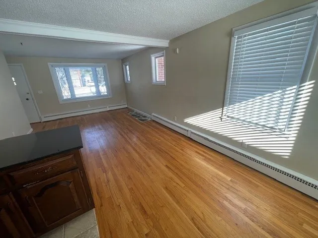 $2,500 | 105 Brewster Street, Springfield, MA 01119